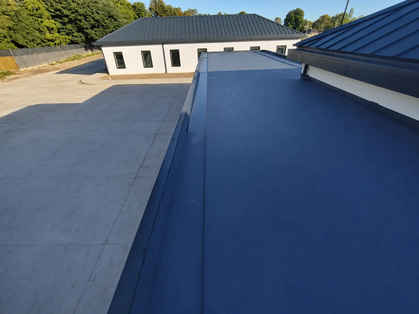 Finished PVC membrane flat roof by VRE